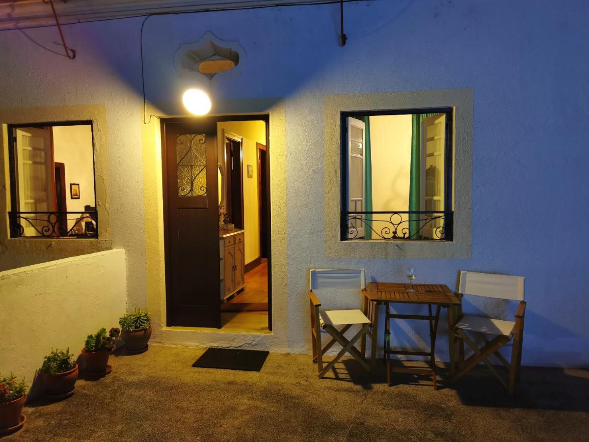Casa do Sr. Falcão Miranda do Corvo Exterior foto